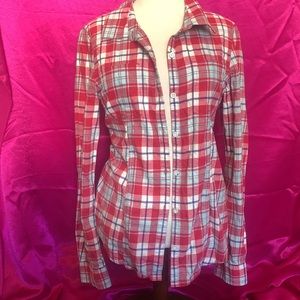 Roxy size M red and blue plaid button up shirt, extremely soft, great con